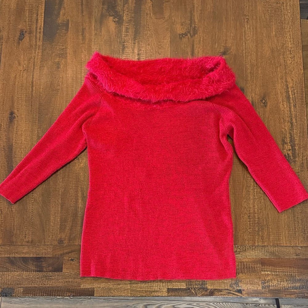 NY Collection Red-sweater with Fuzzy Collar